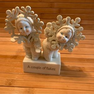 Dept 56 Snowbabies “A Couple of Flakes”